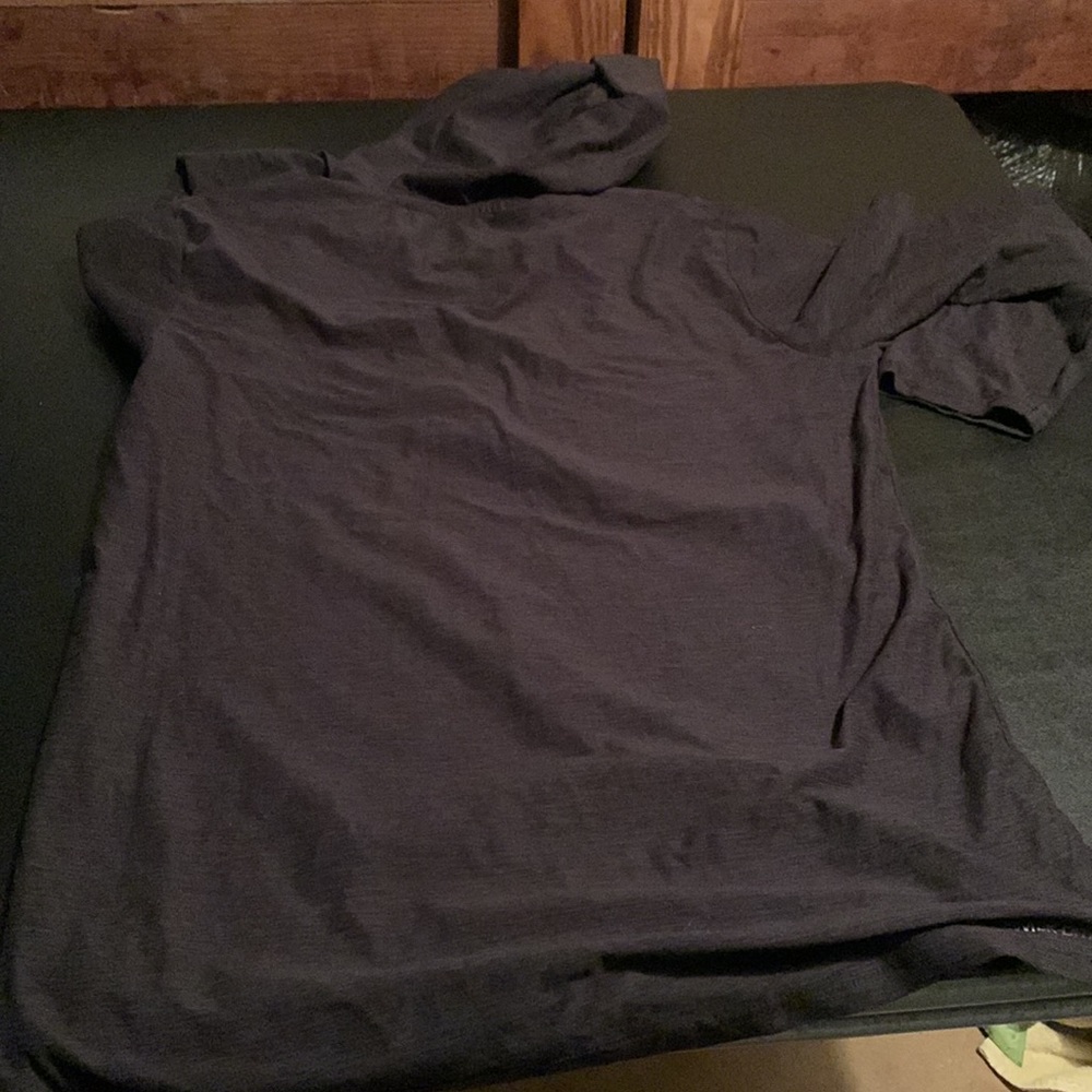 NWOT- Equip Long Sleeve - Picture 2 of 2